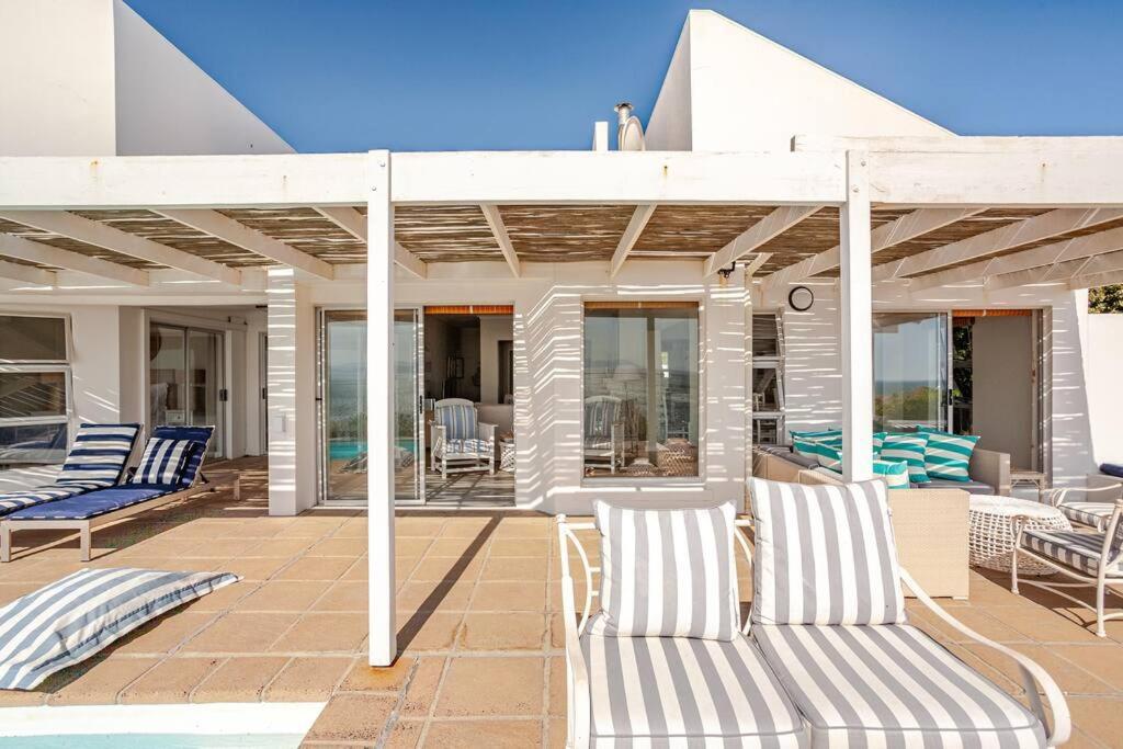 La Petite Baleine Oceanfront Luxury Villa De Kelders Buitenkant foto