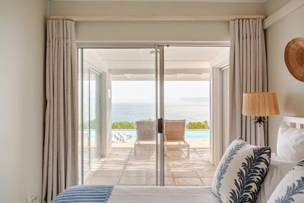 La Petite Baleine Oceanfront Luxury Villa De Kelders Buitenkant foto