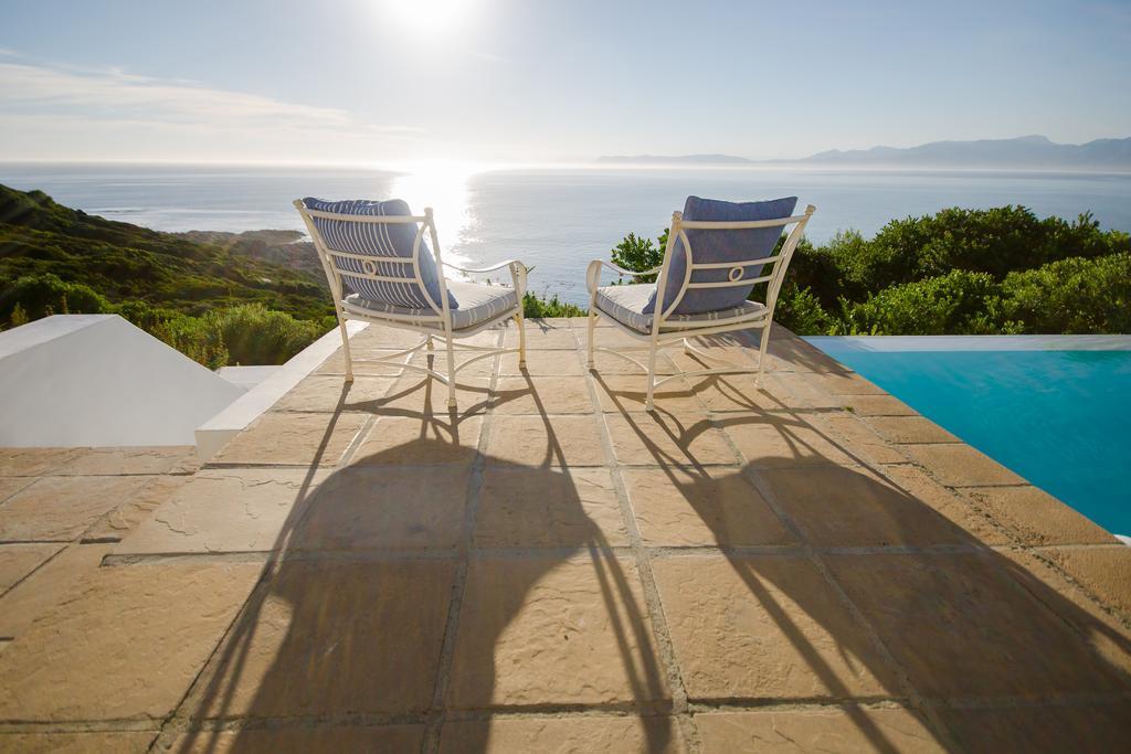 La Petite Baleine Oceanfront Luxury Villa De Kelders Buitenkant foto