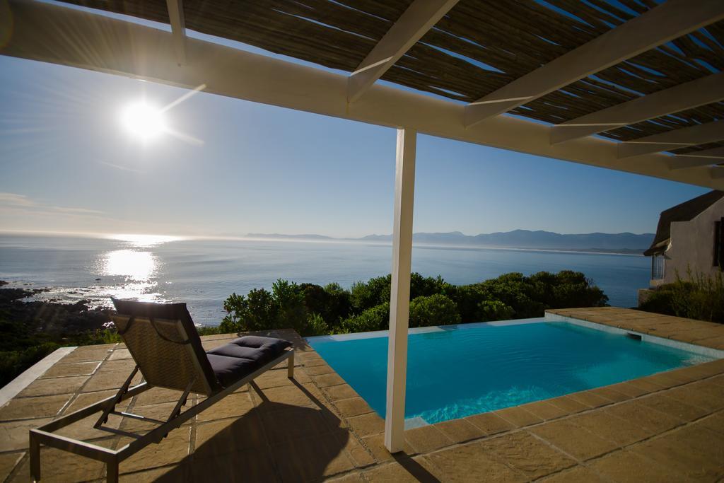La Petite Baleine Oceanfront Luxury Villa De Kelders Buitenkant foto