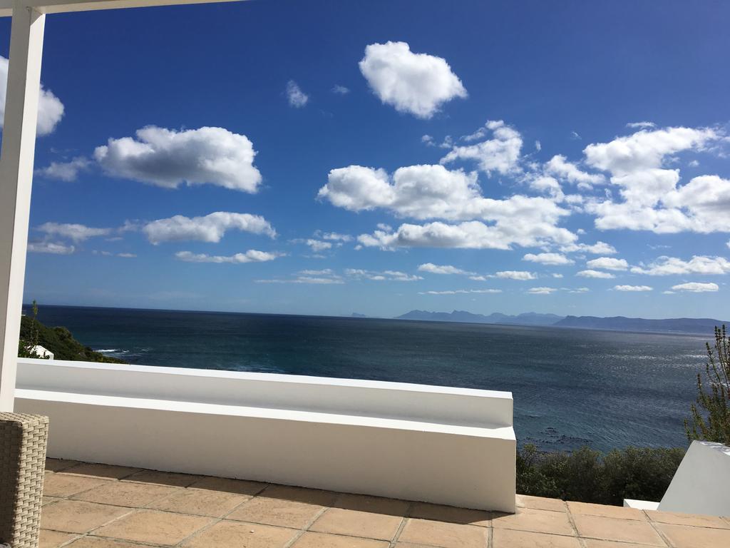 La Petite Baleine Oceanfront Luxury Villa De Kelders Buitenkant foto