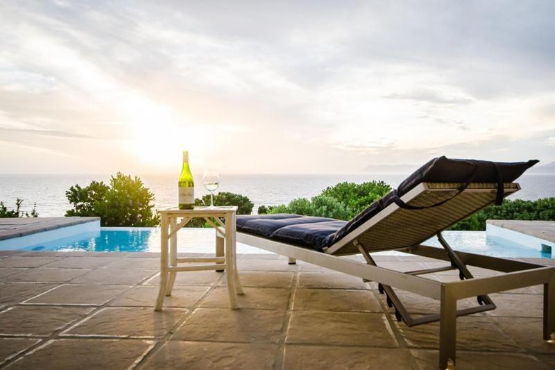 La Petite Baleine Oceanfront Luxury Villa De Kelders Buitenkant foto